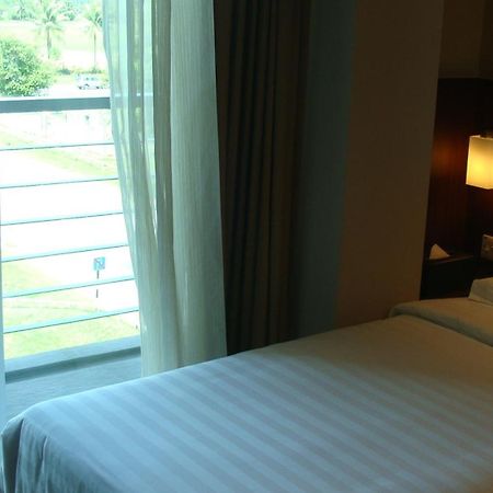 Roomz Hotel Seria Kamer foto
